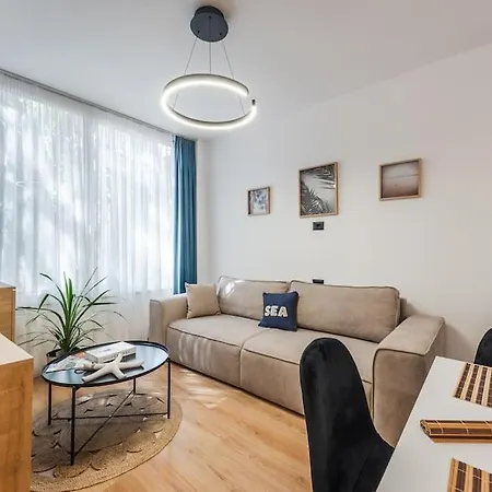 Coastal Pines Oasis By Ps Apartment Golem (Tirana)